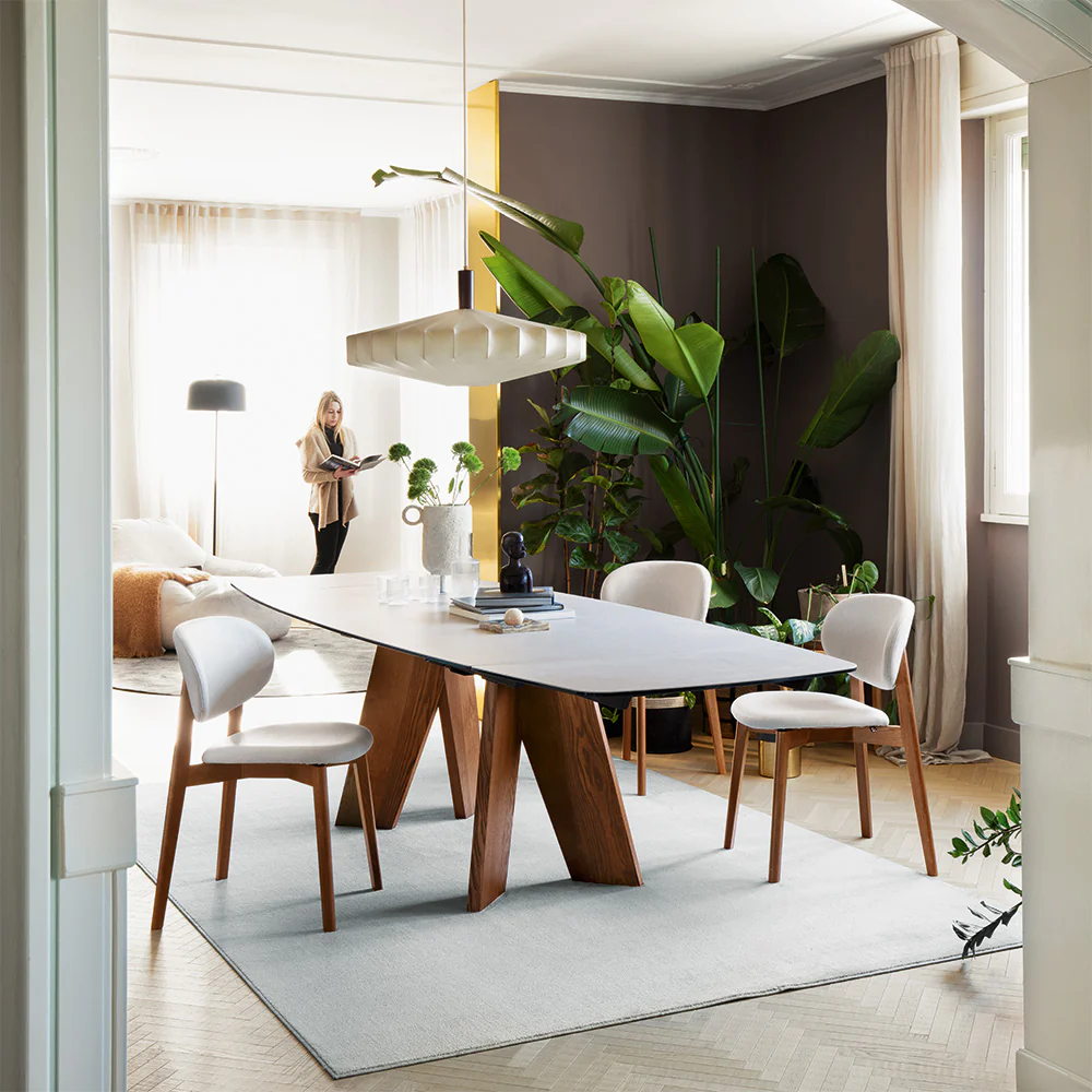“Front angle of VICTOR by Connubia – elegant dining chair featuring clean lines and comfortable upholstery”