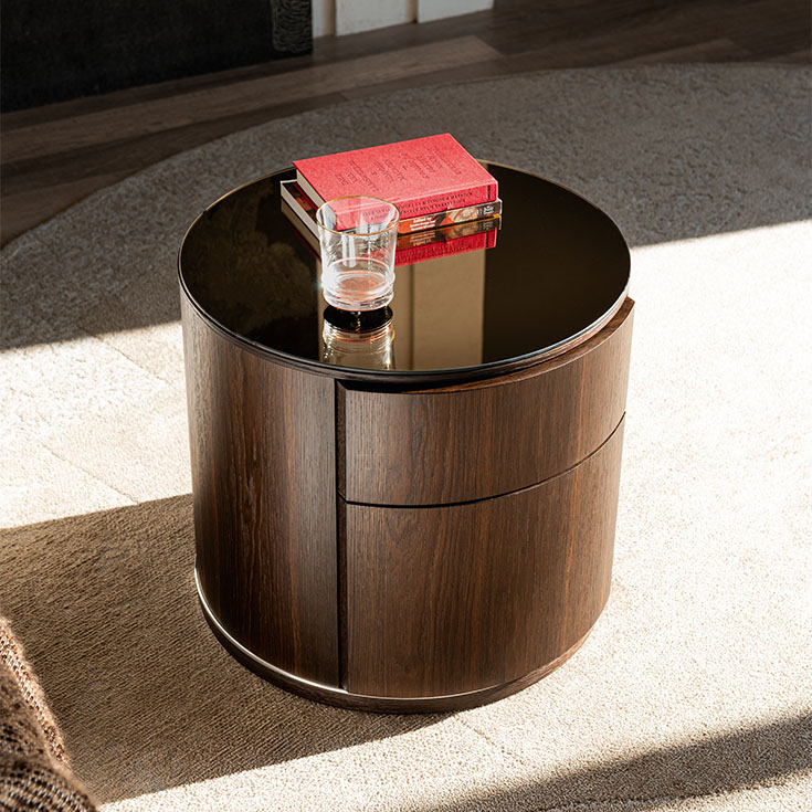 “Cattelan Italia LIDO – elegant upholstered chair featuring soft curves, refined stitching, and contemporary silhouette”