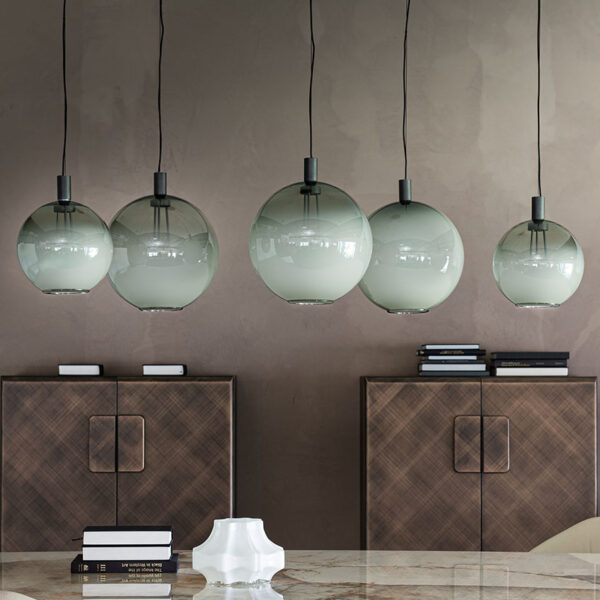 “PARIS by Cattelan Italia – modern Italian chandelier with elegant glass spheres and minimalist vertical design”