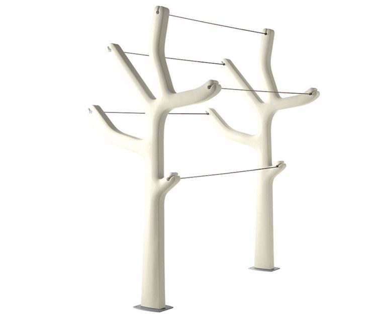 Alberto Clothline by Casamania – stylish and modern design, offering a functional solution for contemporary entryways and spaces.