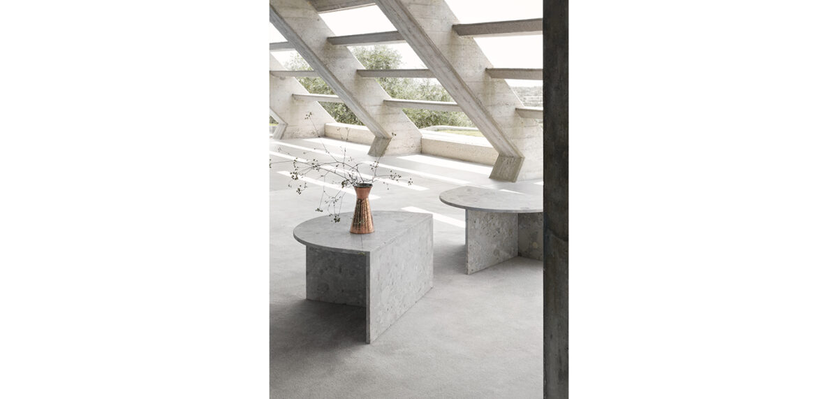 Modern Botero armchair by Nicoline, luxury design.