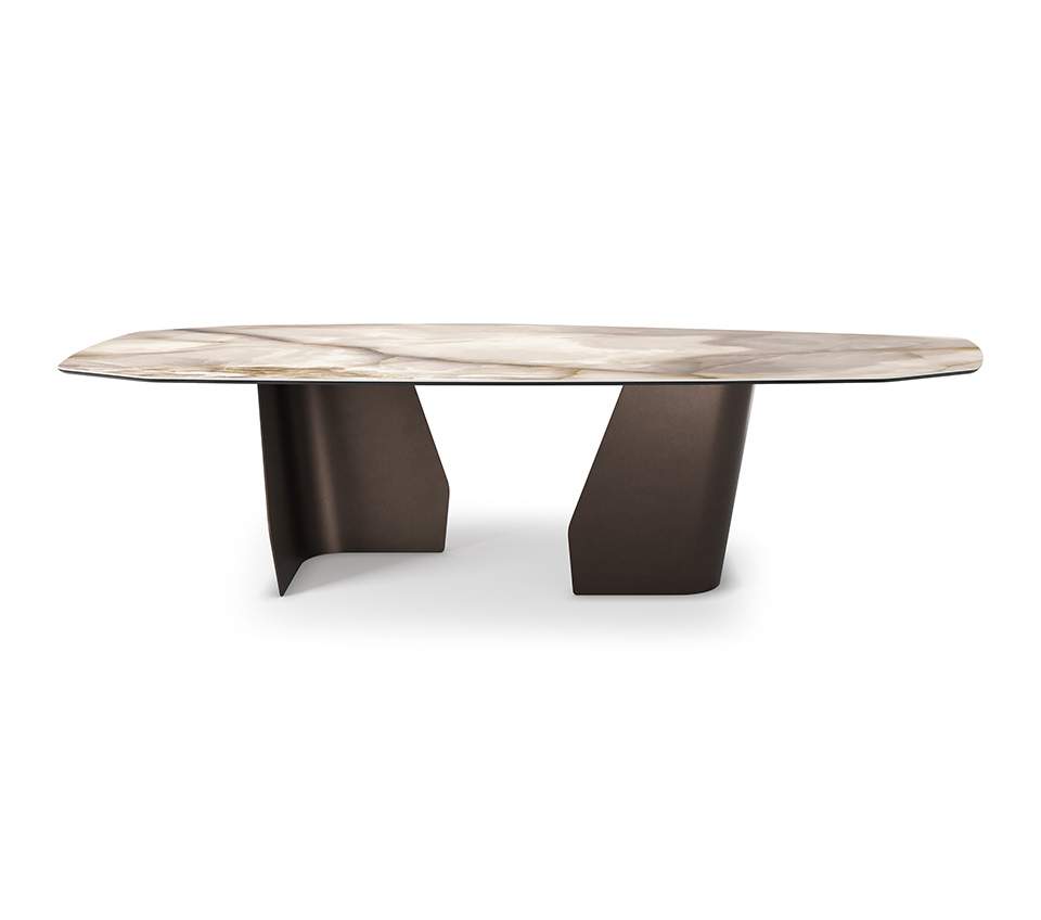 “SENATOR Keramik by Cattelan Italia – luxury rectangular dining table with veined ceramic top and sculptural steel base”