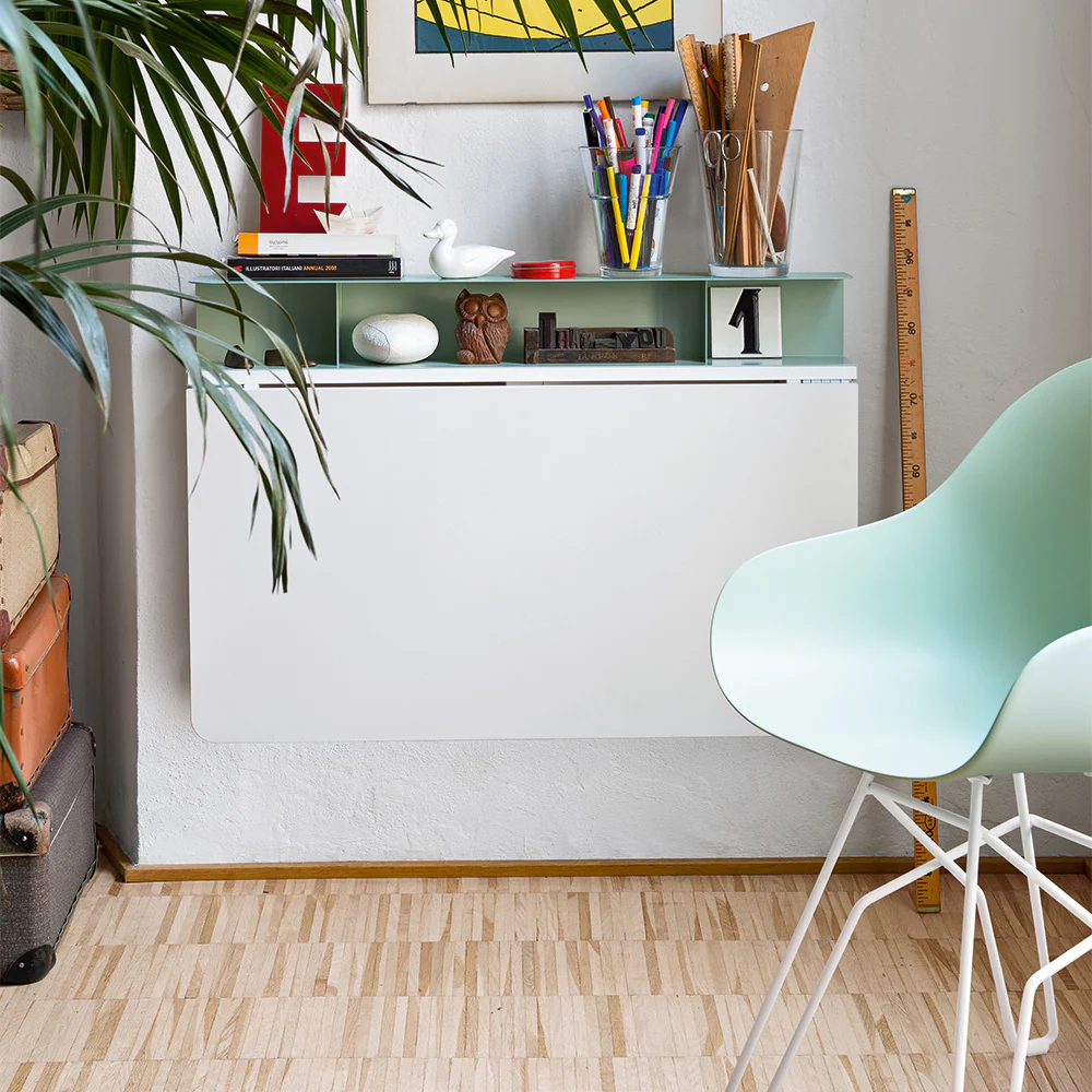 “QUADRO by Connubia modern square table – minimalist Italian design with clean lines and solid metal frame”