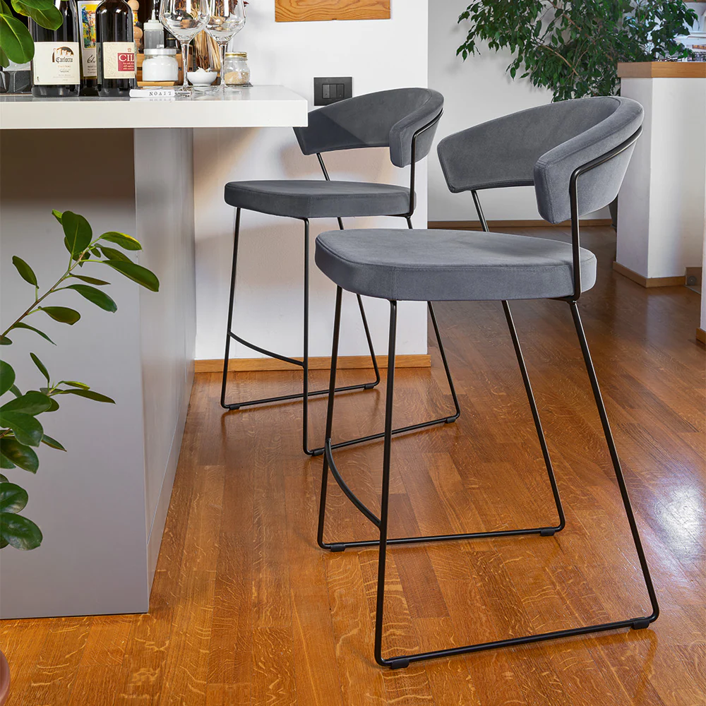 “NEW YORK by Connubia modern Italian chair – wraparound upholstered backrest with slim metal legs and cushioned seat”