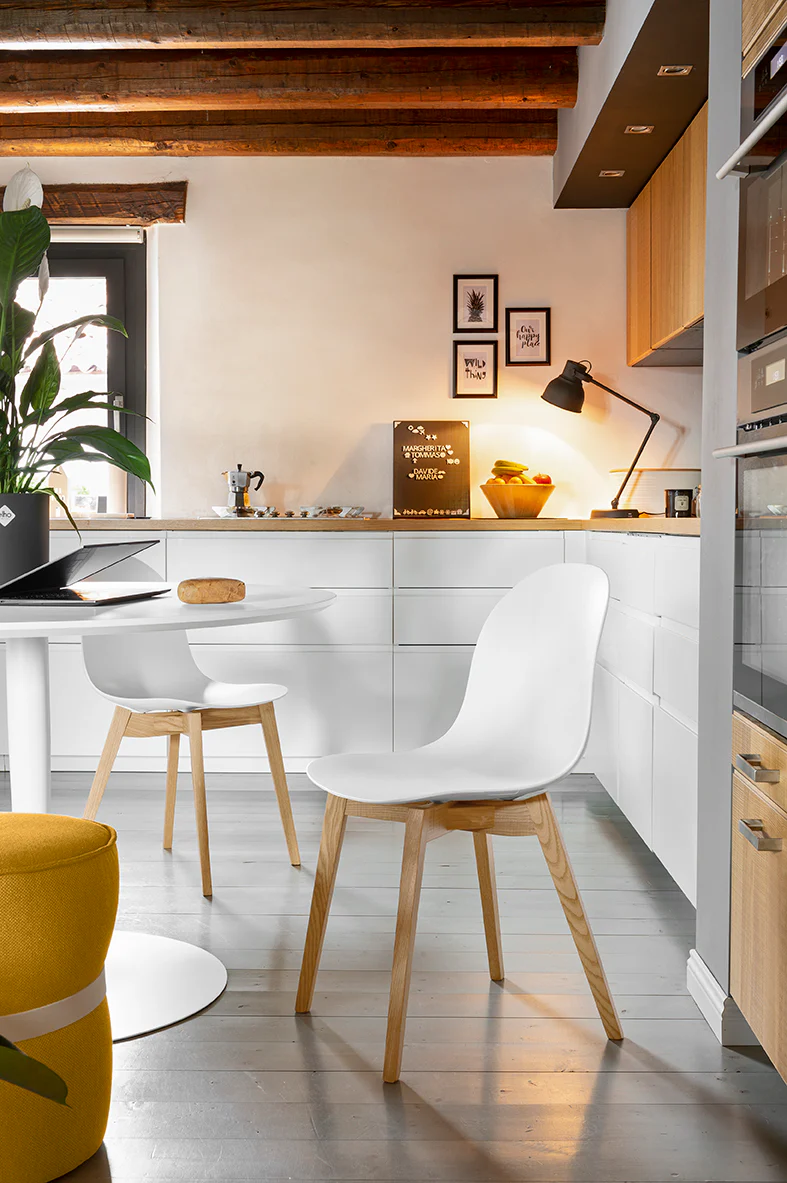 “ACADEMY by Connubia modern Italian chair – ergonomic polypropylene shell with slim metal legs”