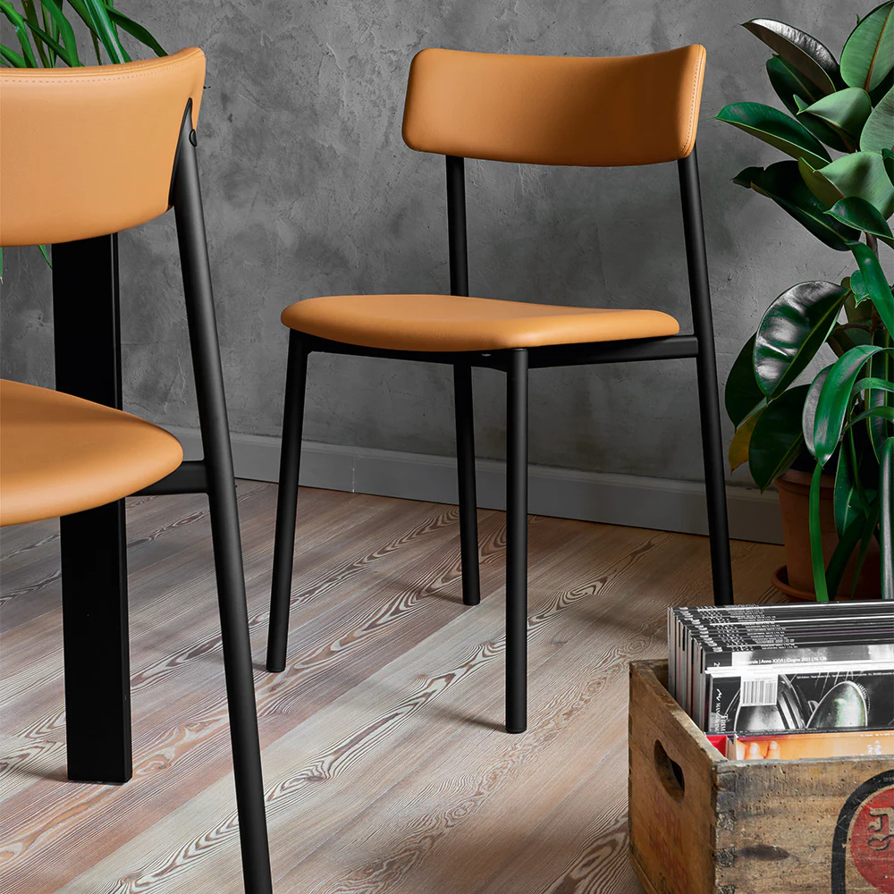 “UP! by Connubia modern Italian adjustable stool – sleek gas-lift seat with metal base and footrest”