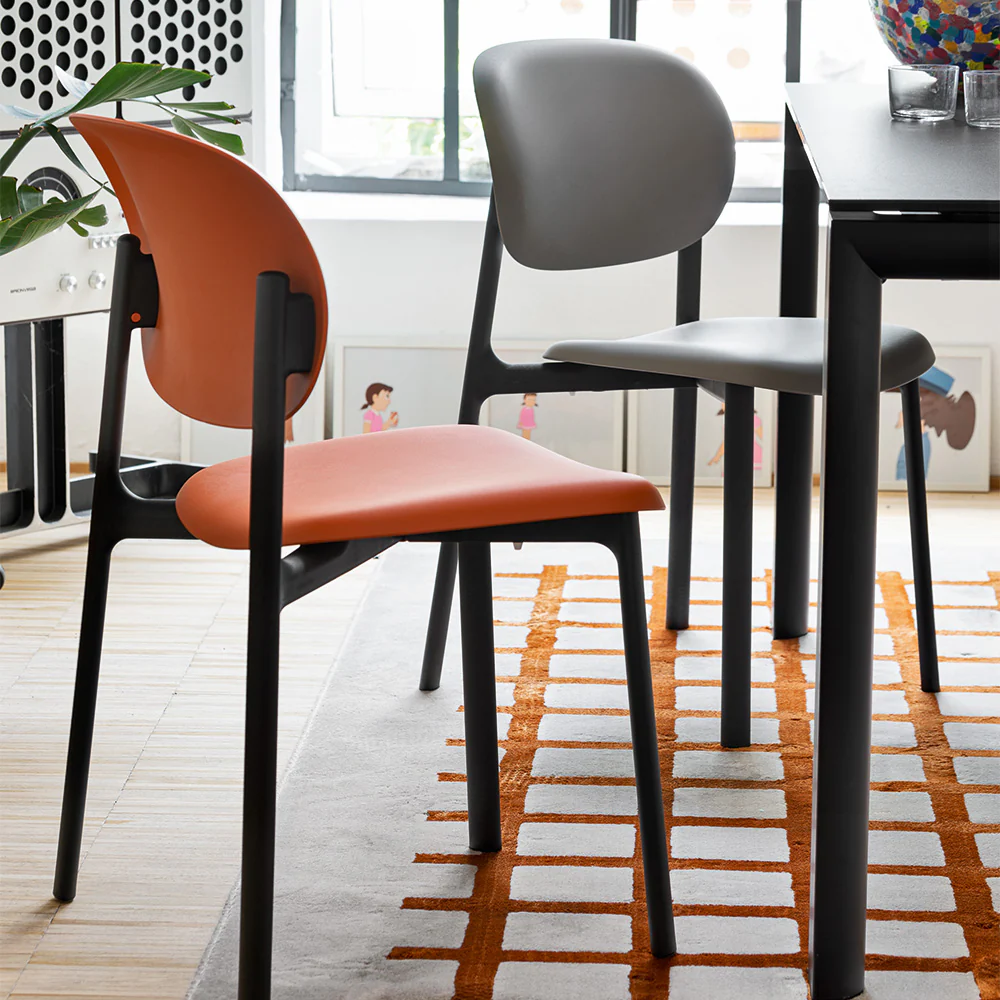“ZERO by Connubia modern Italian bar stool – round upholstered seat with sleek metal frame”