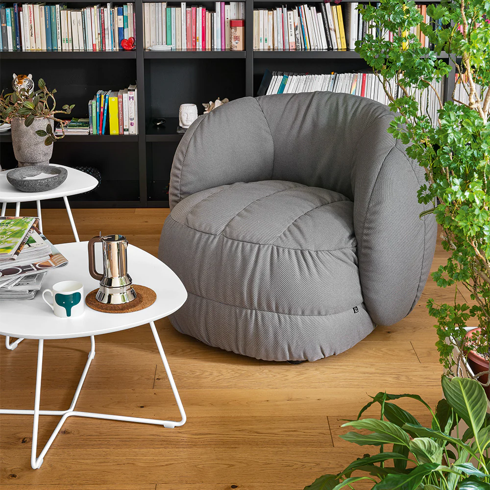 “CIOP round coffee table by Connubia – minimalist silhouette with lacquered top and geometric base in bold finish”