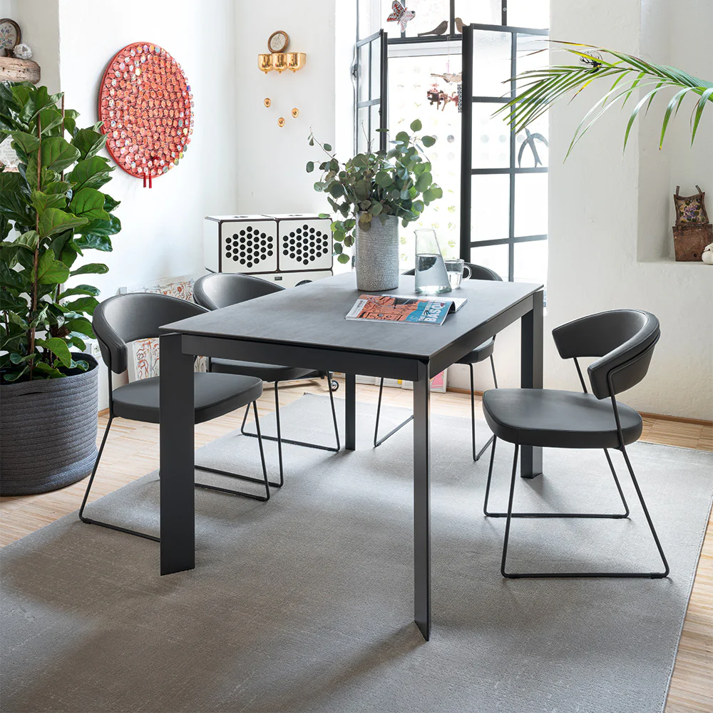 “BARON by Connubia modern extendable dining table – sleek Italian design with rectangular top and metal legs”