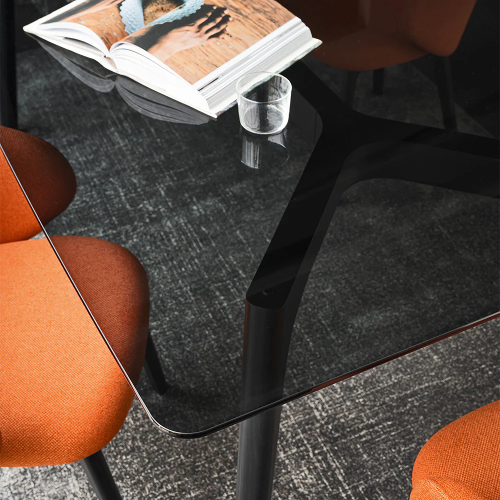 “POD by Connubia round accent table – stylish metal structure ideal for living rooms, bedrooms, or lounge areas”