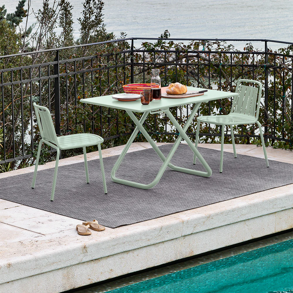 “EASY by Connubia modern folding chair – compact Italian design with metal frame and practical versatility”