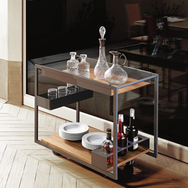 “MOJITO Wood by Cattelan Italia – modern Italian bar trolley with Canaletto walnut shelves and sleek metal frame”