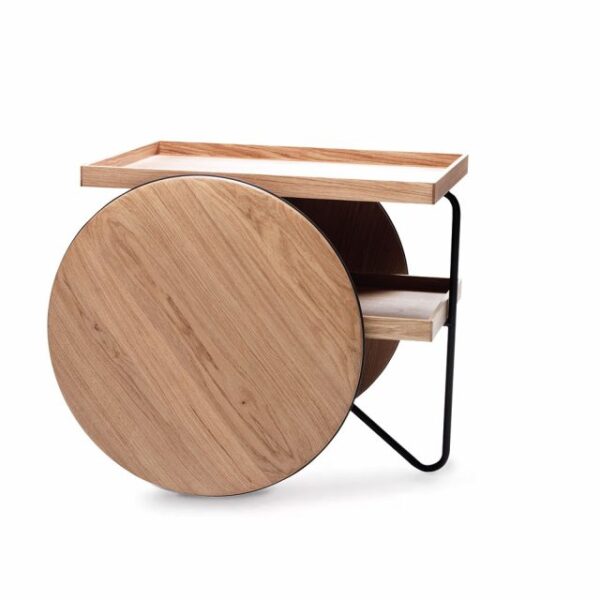 Chariot by Casamania & Horm – Designer food trolley by GamFratesi, featuring oversized wooden wheels with rubber profiles, two storage trays, and a metal frame that doubles as a handle. Available in solid oak or lacquered MDF with finishes including red, white, mocha, and natural oak.