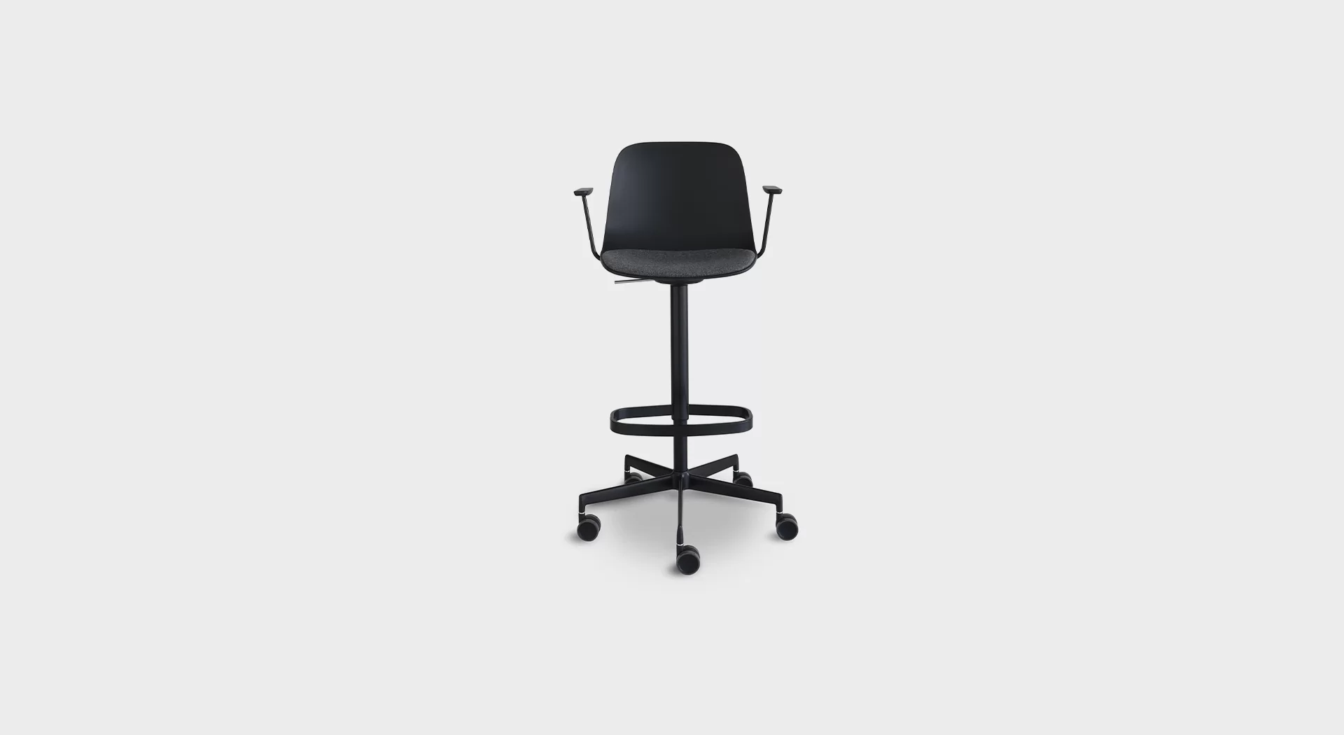 S329 by Lapalma with a sleek, contemporary design