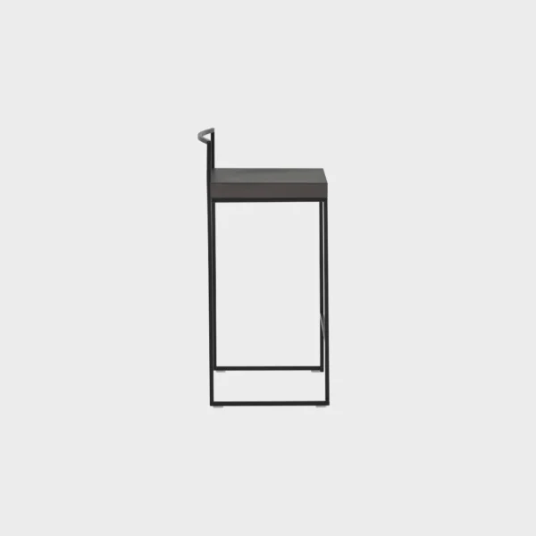Cubo H65 by Lapalma with a contemporary, minimalist design