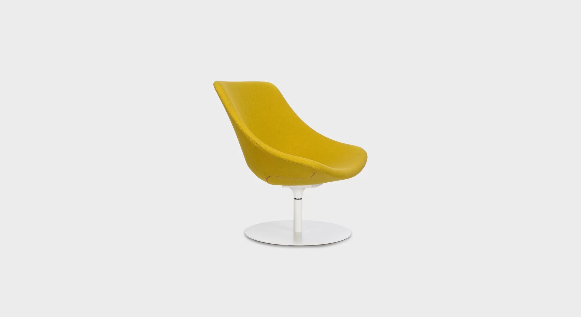 S117 by Lapalma with a modern, minimalist design.