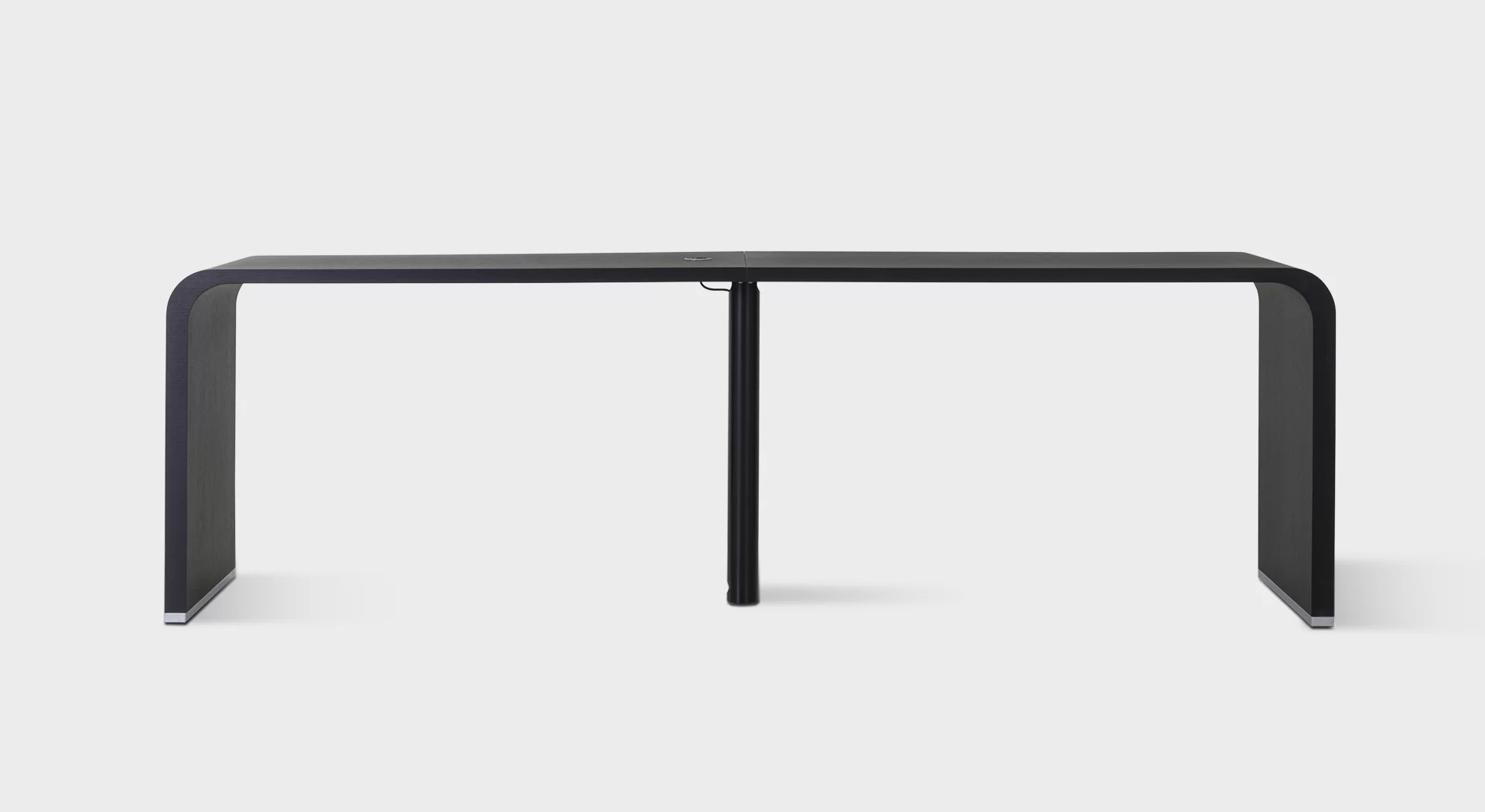 180%20Double by Lapalma with a sleek, contemporary design