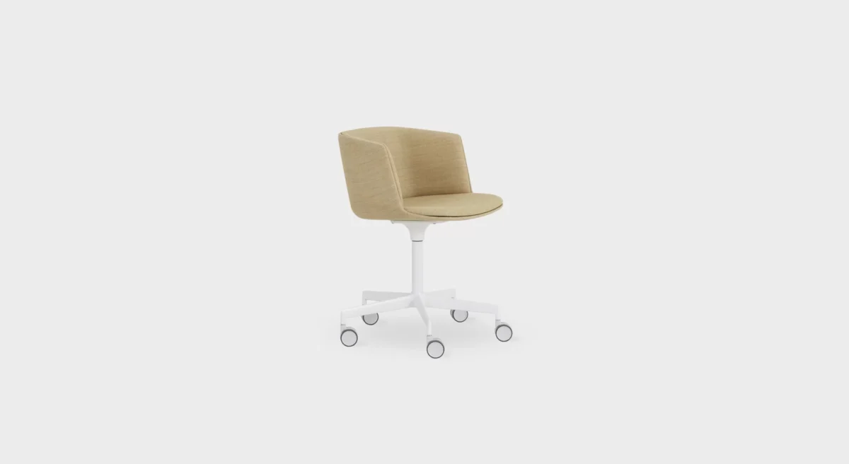 “Detail of CUT S187 by Lapalma highlighting the smooth seat finish and seamless metal-frame connection.”
