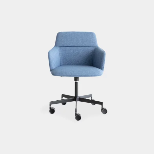 S595 by Lapalma with a contemporary, minimalist design