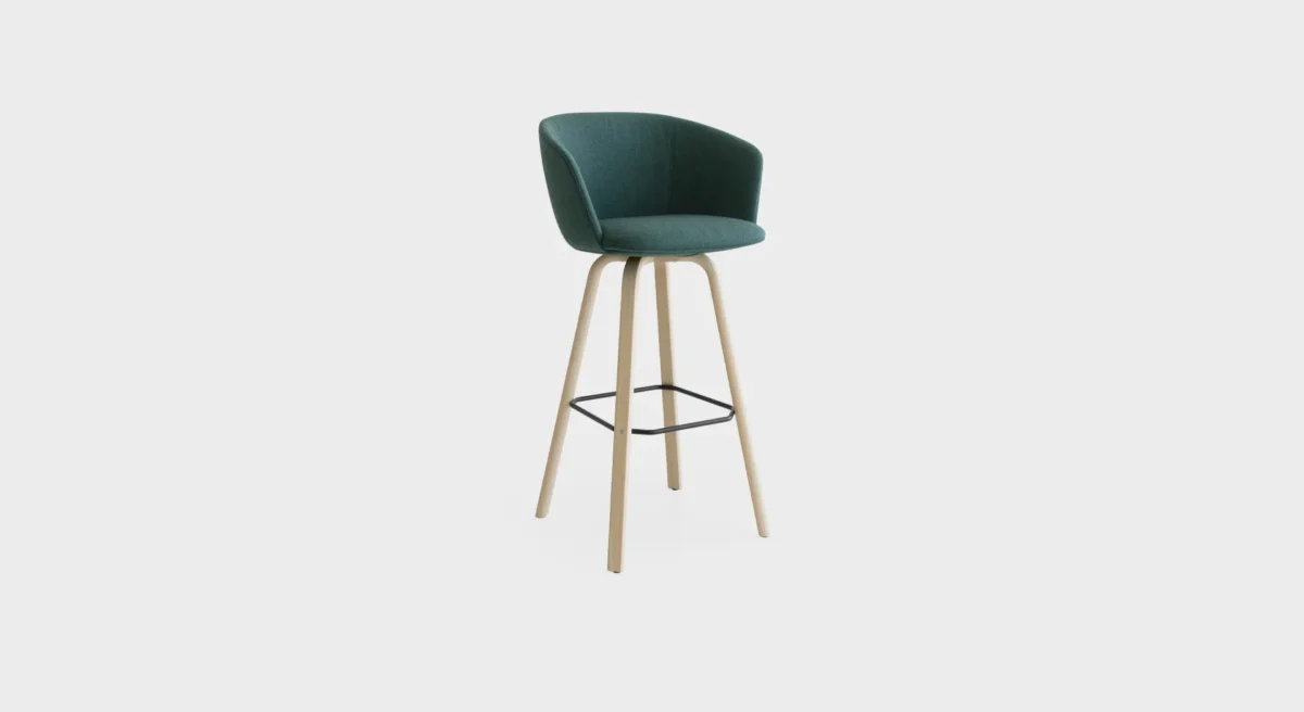 “Close-up of Glove S475 stool’s seamless upholstery and clean lines, reflecting Italian craftsmanship and design excellence.”