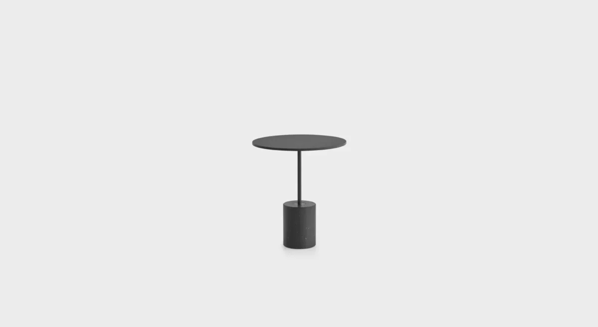 Lapalma JEY ET40 side table, featuring a sculptural marble or concrete base with a geometric HPL Fenix® laminate top, designed for contemporary outdoor spaces.