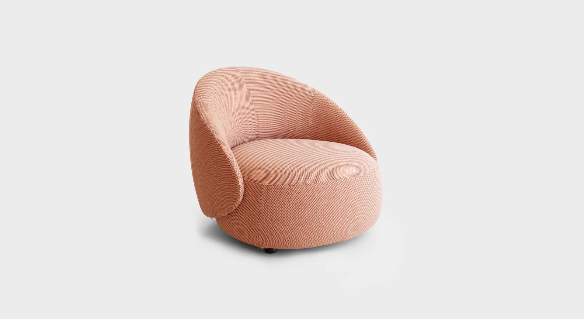 Lapalma KIPU CLUB ED07 outdoor armchair with ergonomic backrest, upholstered in fabric, designed by Anderssen & Voll.