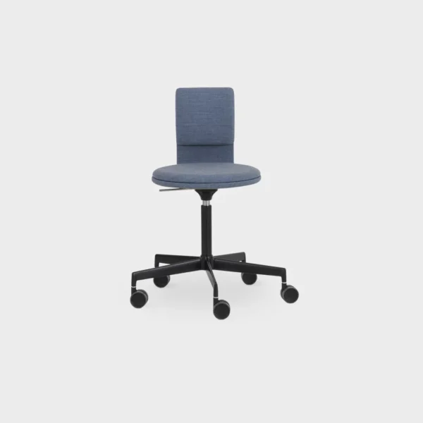 Lapalma Lab S70 H47–60 stool with height-adjustable swivel seat, die-cast aluminum base, and self-braking castors.