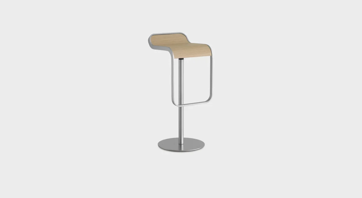 S81 H80 by Lapalma with a versatile, refined look