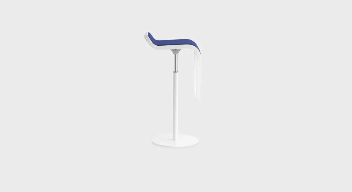 S83 Self-Returning by Lapalma with a modern, ergonomic design.