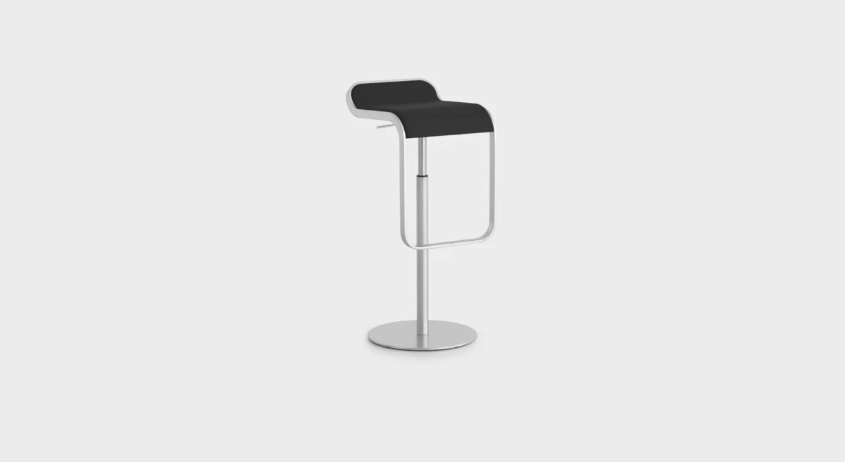 S83 Self-Returning by Lapalma with a modern, ergonomic design.