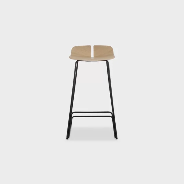Lapalma Link S128 counter stool (H65) with molded plywood seat and powder-coated steel frame, designed by Hee Welling.