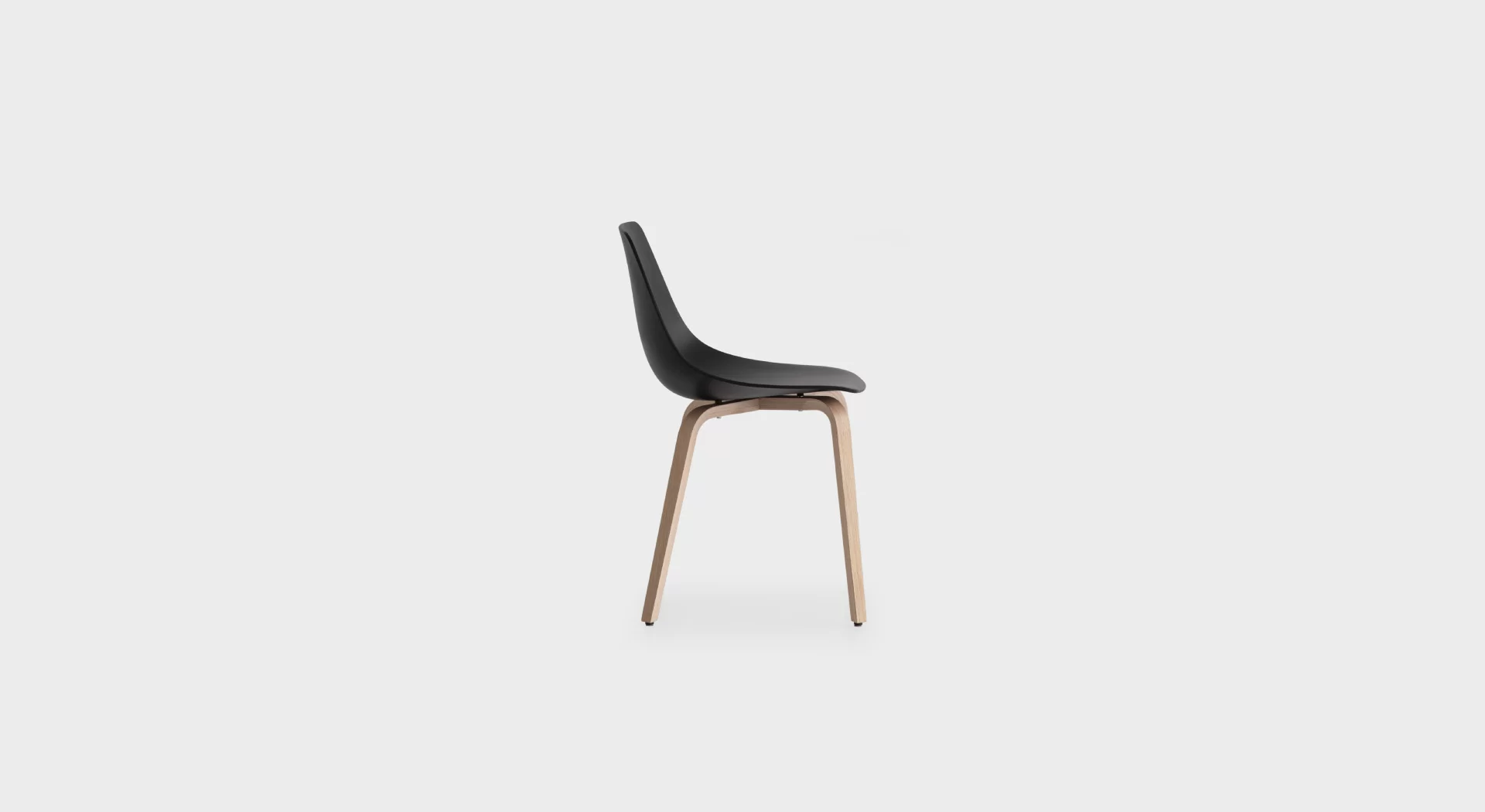 Lapalma Miunn S164 chair with 3D-molded plywood shell and wooden legs, designed by Karri Monni.