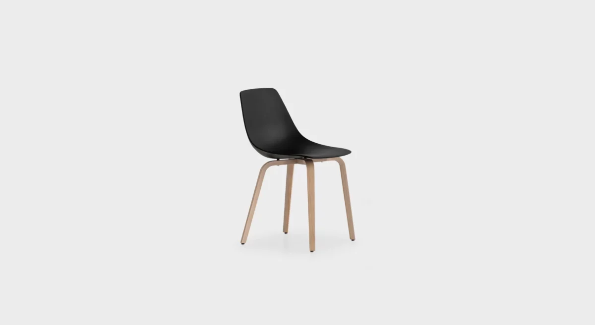 Lapalma Miunn S164 chair with 3D-molded plywood shell and wooden legs, designed by Karri Monni.