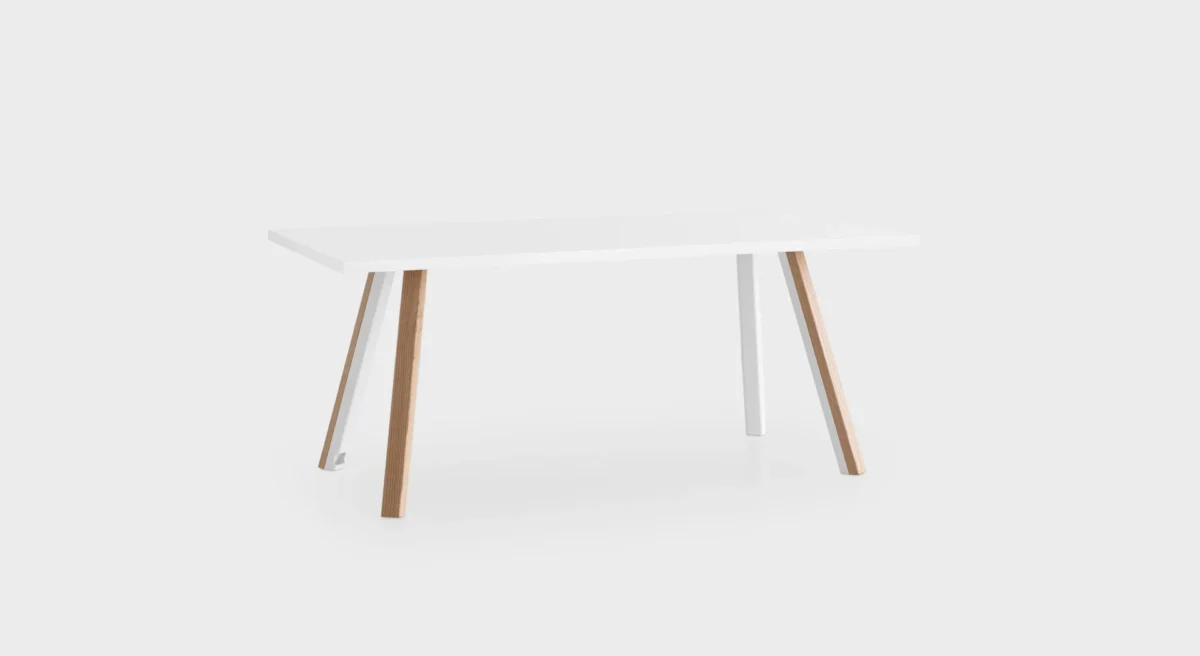Rectangle table by Lapalma with clean design