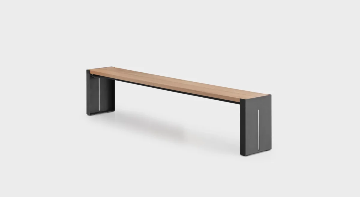 Modern Outdoor Side Table | EP197 by Lapalma