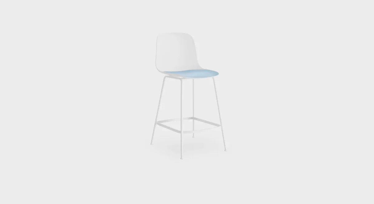 ES322 chair by Lapalma with slim metal base