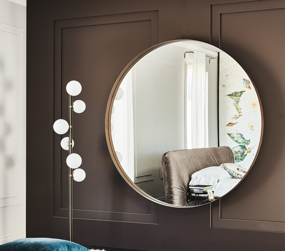 “Cattelan Italia WISH Magnum – large modern mirror featuring clean lines, premium finishes, and refined craftsmanship”