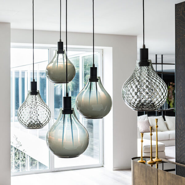 “ALADDIN by Cattelan Italia – modern Italian pendant light with sculptural blown glass shade and elegant suspension design”