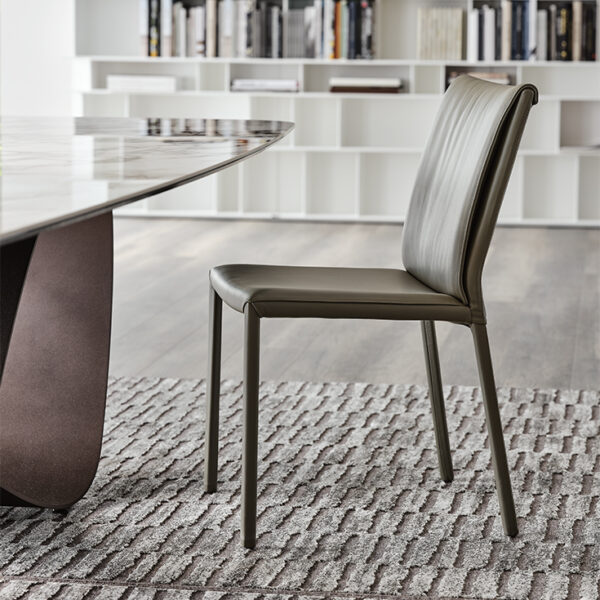 Elegant ITALIA chair by Cattelan Italia – premium Italian design with tailored details and modern structure