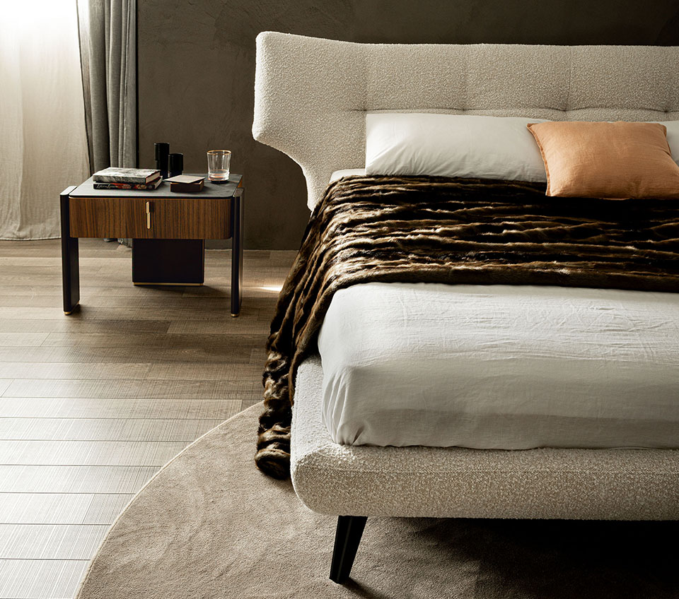 “THOMAS armchair by Cattelan – stylish accent chair with curved lines and luxurious fabric or leather finish”