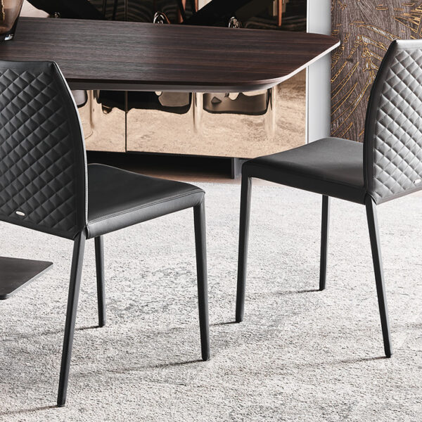 NORMA Couture Italian dining chair – high-end furniture with quilted upholstery, clean lines, and modern appeal