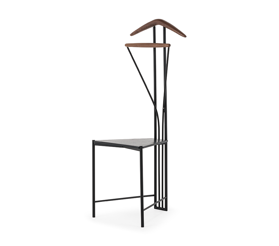 “YANNIK by Cattelan Italia – modern Italian desk with sleek wood top and angular lacquered steel legs”