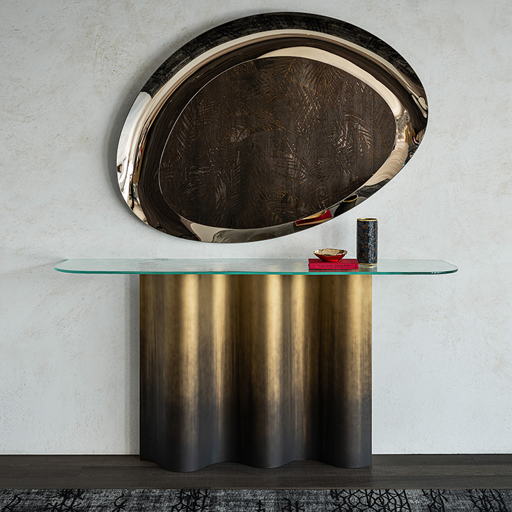 “Cattelan Italia NETTUNO – wall mirror with sculptural silhouette and contemporary decorative appeal”