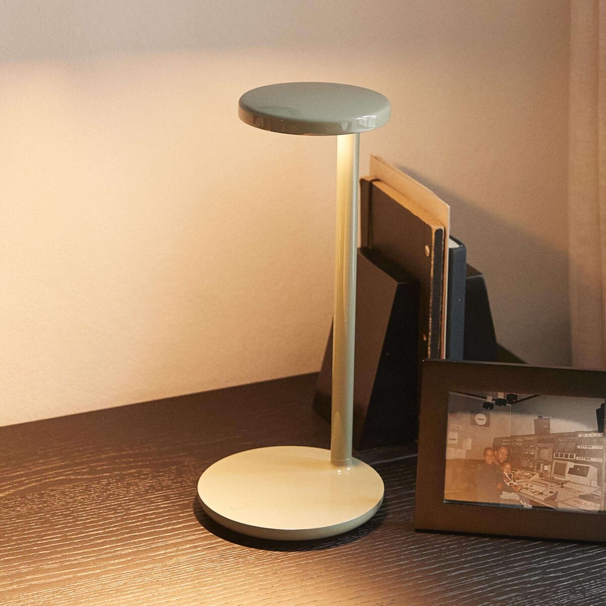 Close-up of the Oblique lamp by Flos, showcasing its precision-cut aluminum form and integrated LED technology.