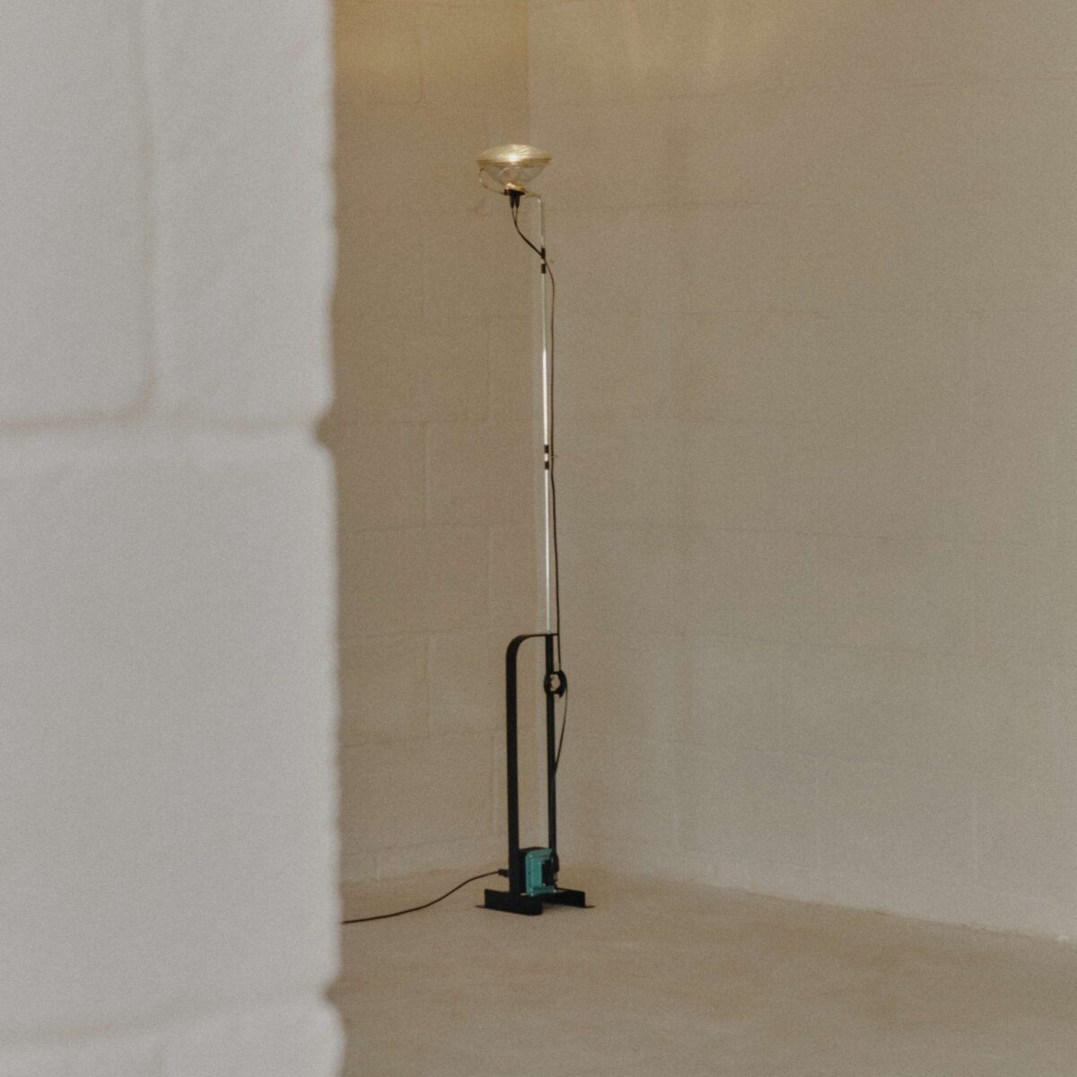 Toio Limited Edition Matte Black by Flos close‑up of the new LED reflector and embossed finish at the Michigan Design Center
