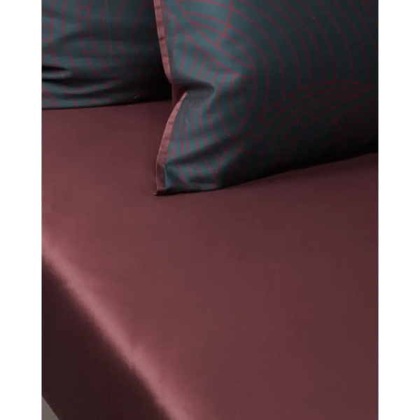 Dodo Pavone Fitted Sheet by Moooi – luxurious modern Italian-design bedding featured at Italcasa Design showroom in Royal Oak, Michigan
