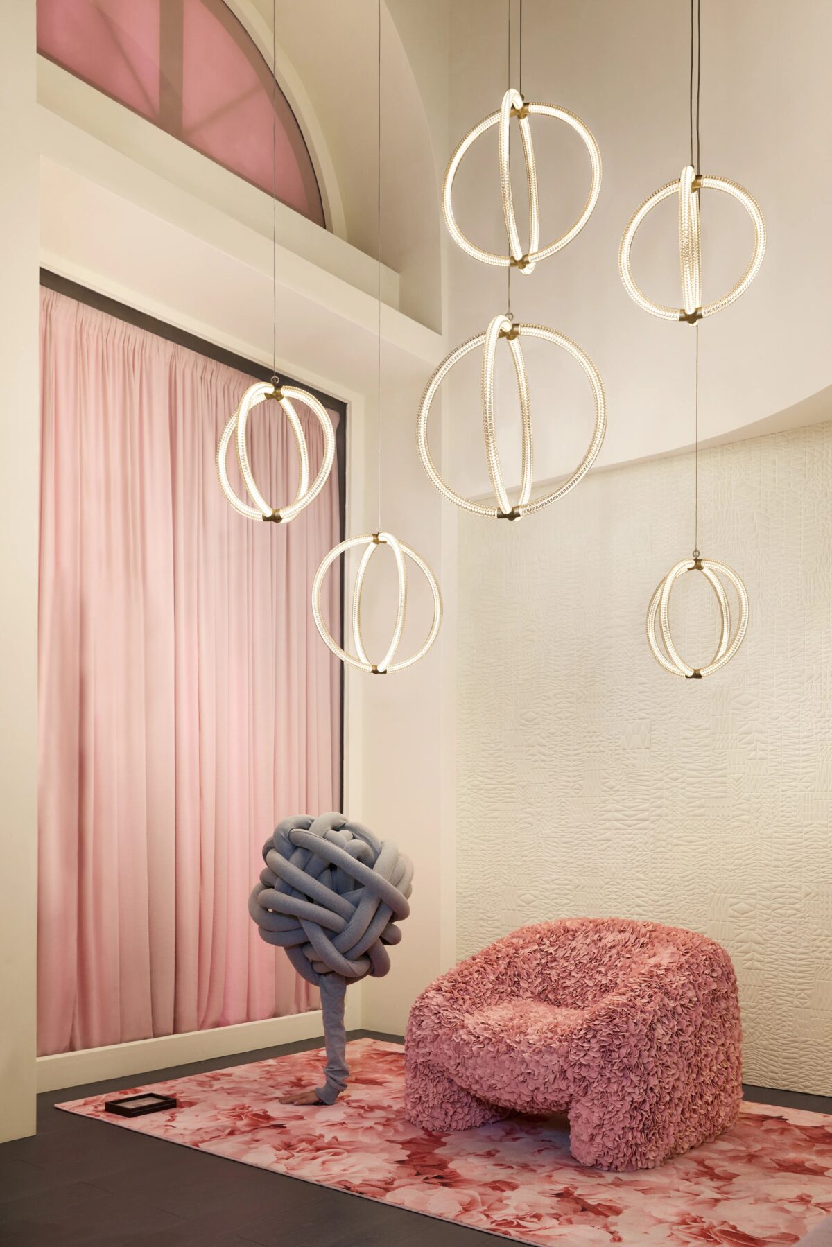 Luminora Light by Moooi – sleek modern Italian lighting piece featured at Italcasa Design showroom in Birmingham, Michigan