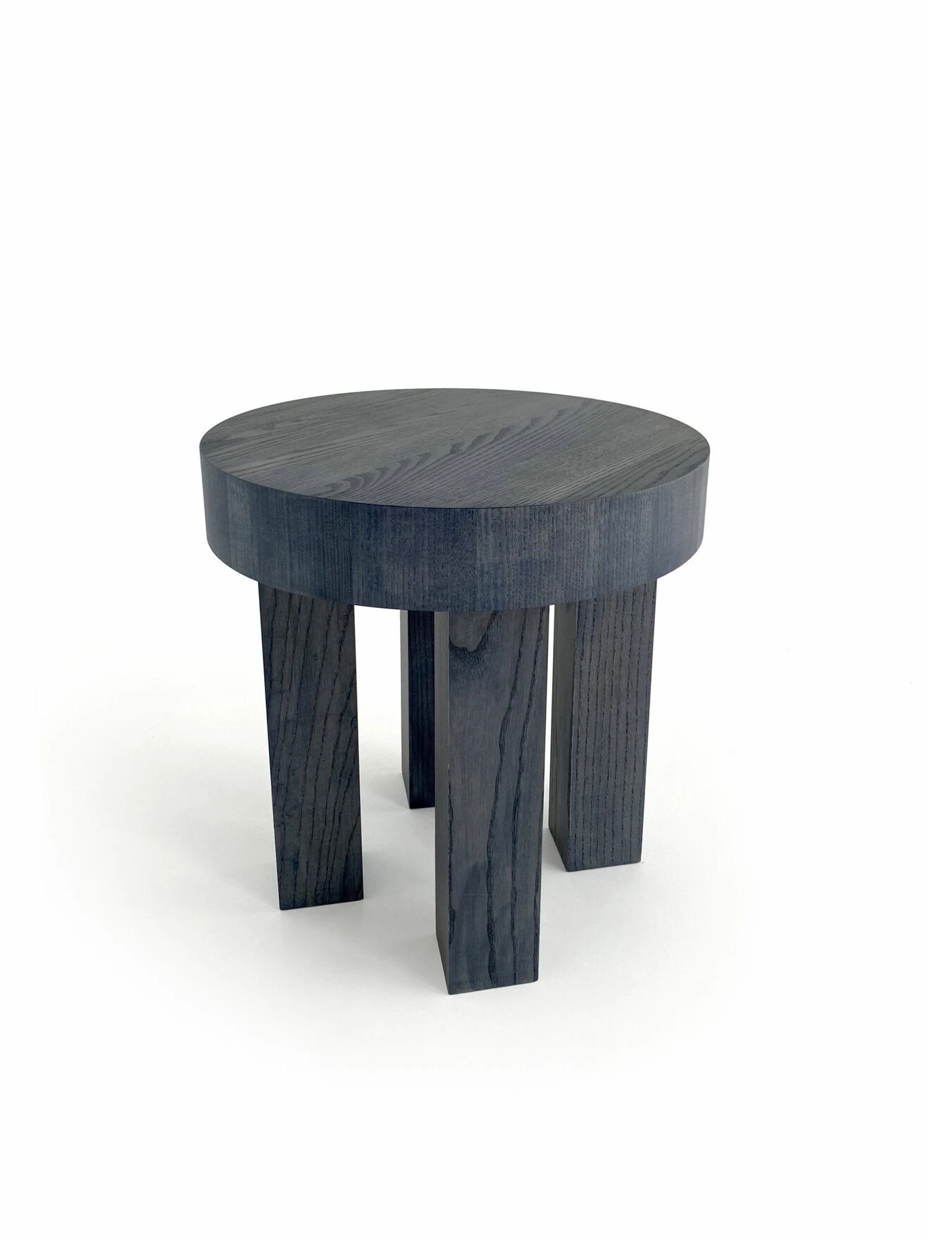 Nebulone by Moroso in sculptural Italian looped form, front view in a Royal Oak Michigan showroom