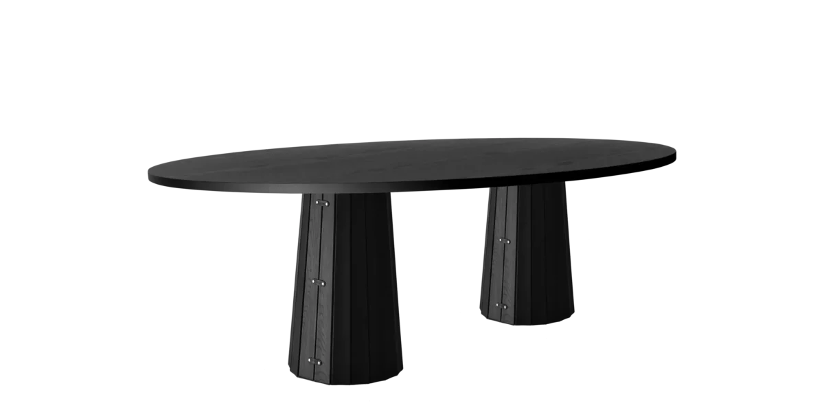 /Moooi New Antiques oval dining table with classic base
