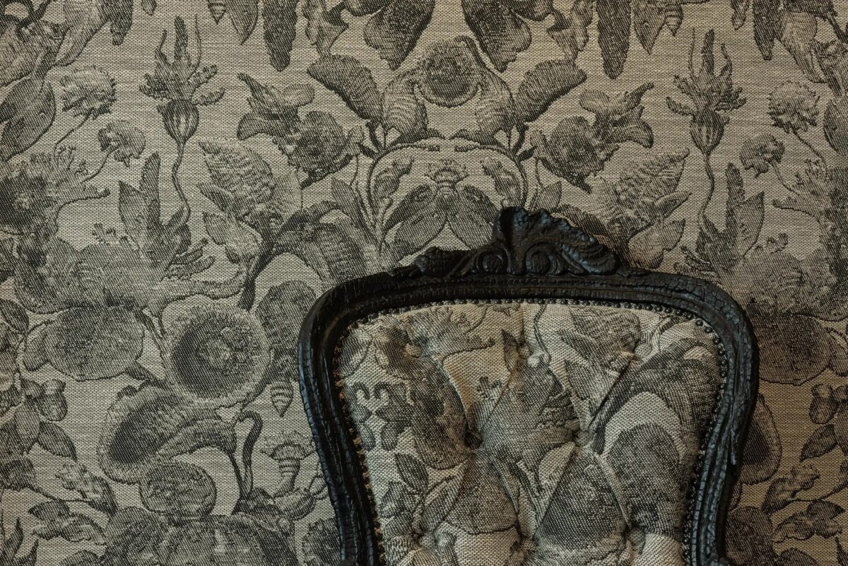 Softly patterned Moooi wallcovering for refined interiors